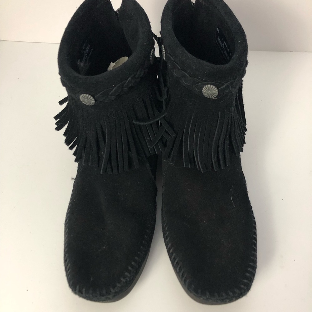 MINNETONKA Moccasin Booties Single Fringe Womens Size 8